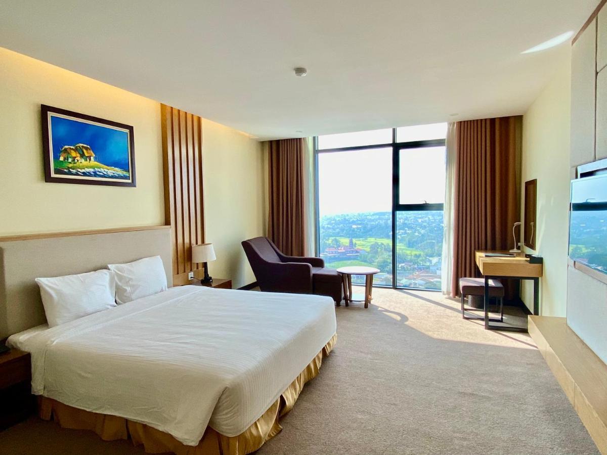 Muong Thanh Luxury Buon Ma Thuot Hotel Экстерьер фото
