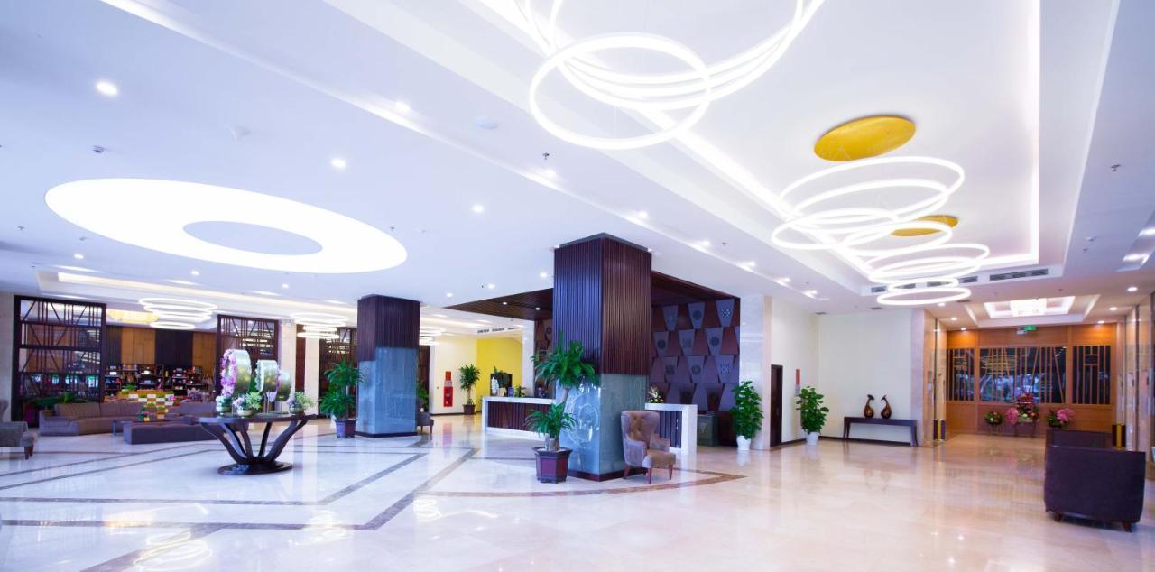 Muong Thanh Luxury Buon Ma Thuot Hotel Экстерьер фото